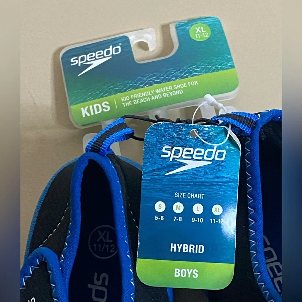 Speedo nwt water